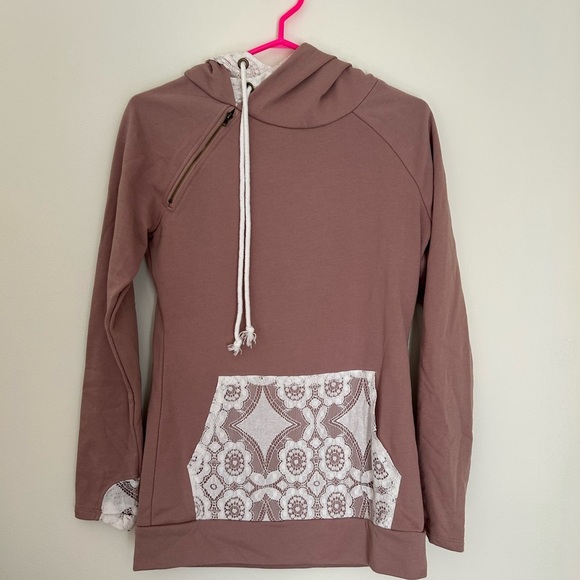 Vanilla Bay Lace Detail Hoodie - Picture 1 of 6